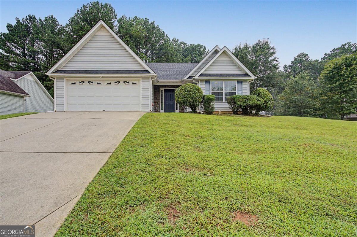 211 W Bridge Drive Property Photo 2