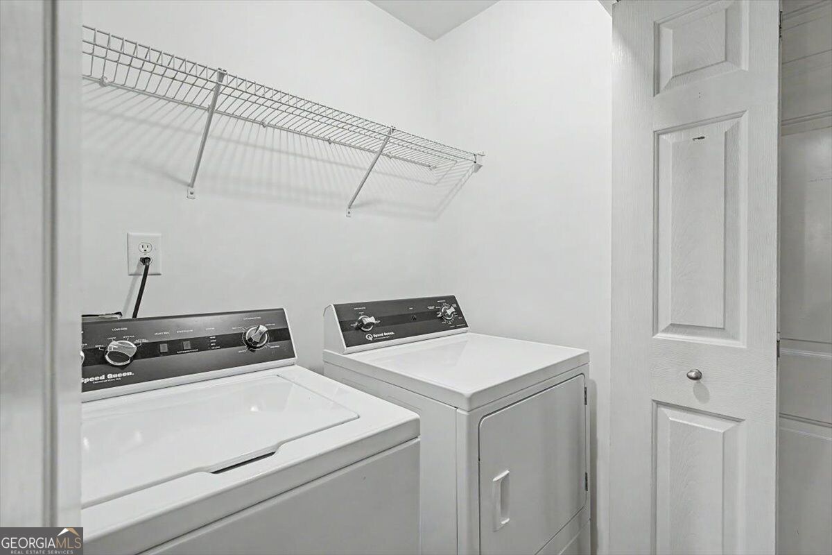 211 W Bridge Drive Property Photo 24