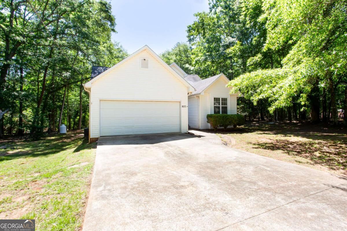 8071 Beachwood Drive Property Photo 1