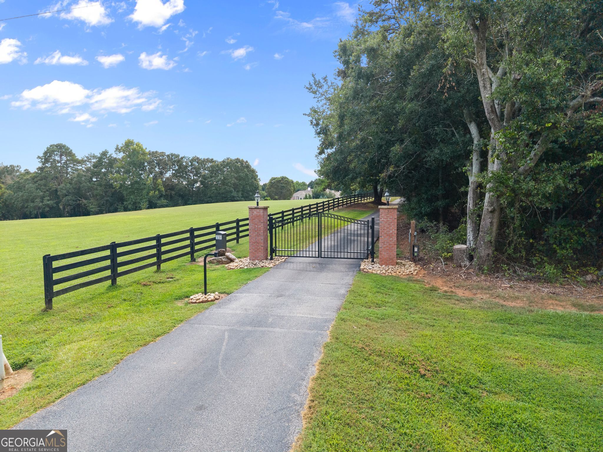 4290 Waterworks Road Property Photo 11