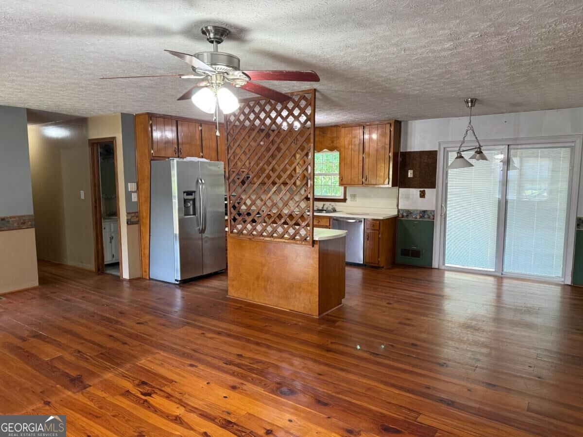 435 S Unity Grove Road Property Photo 8