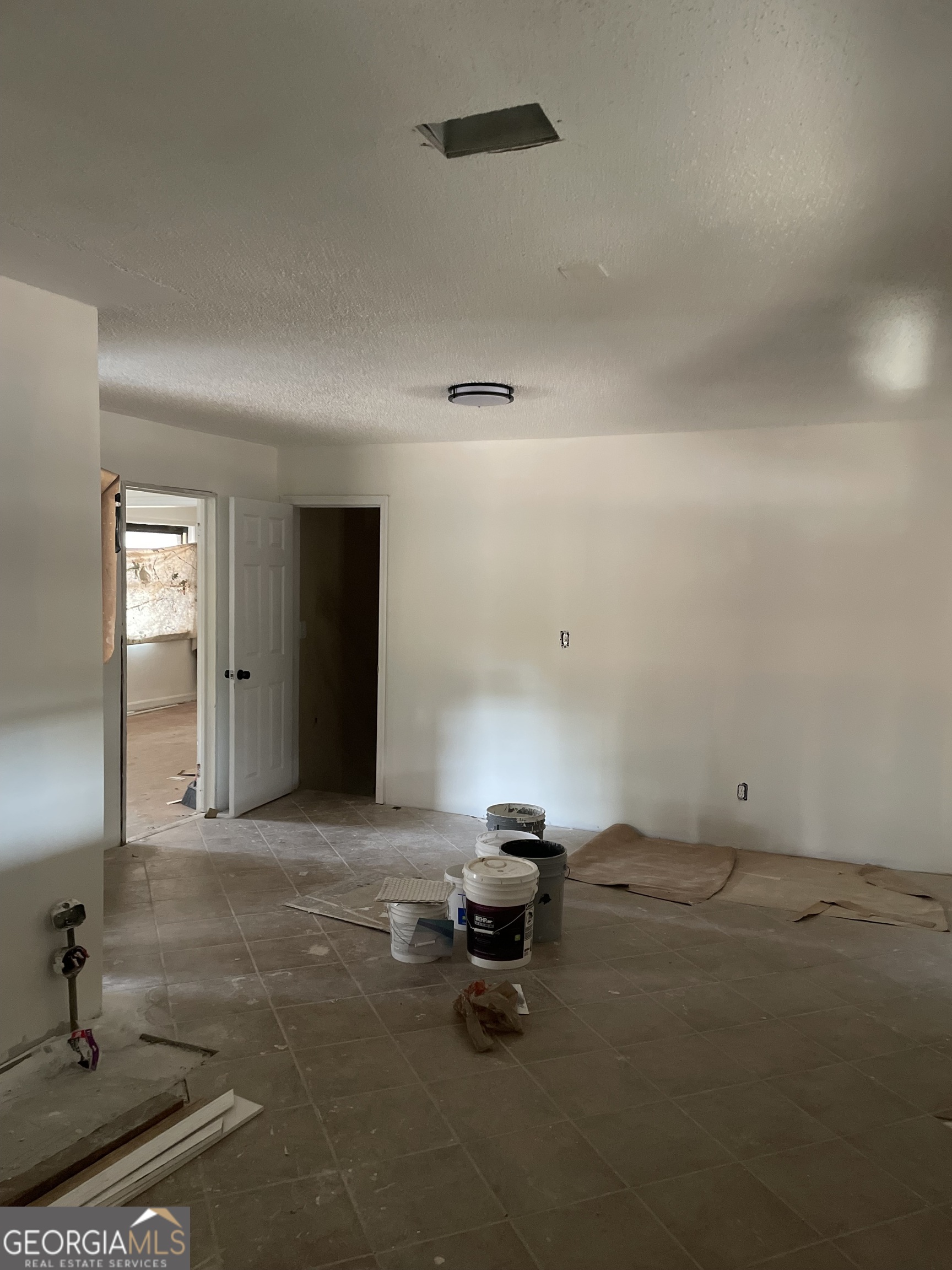4269 Mercer Road Property Photo 3