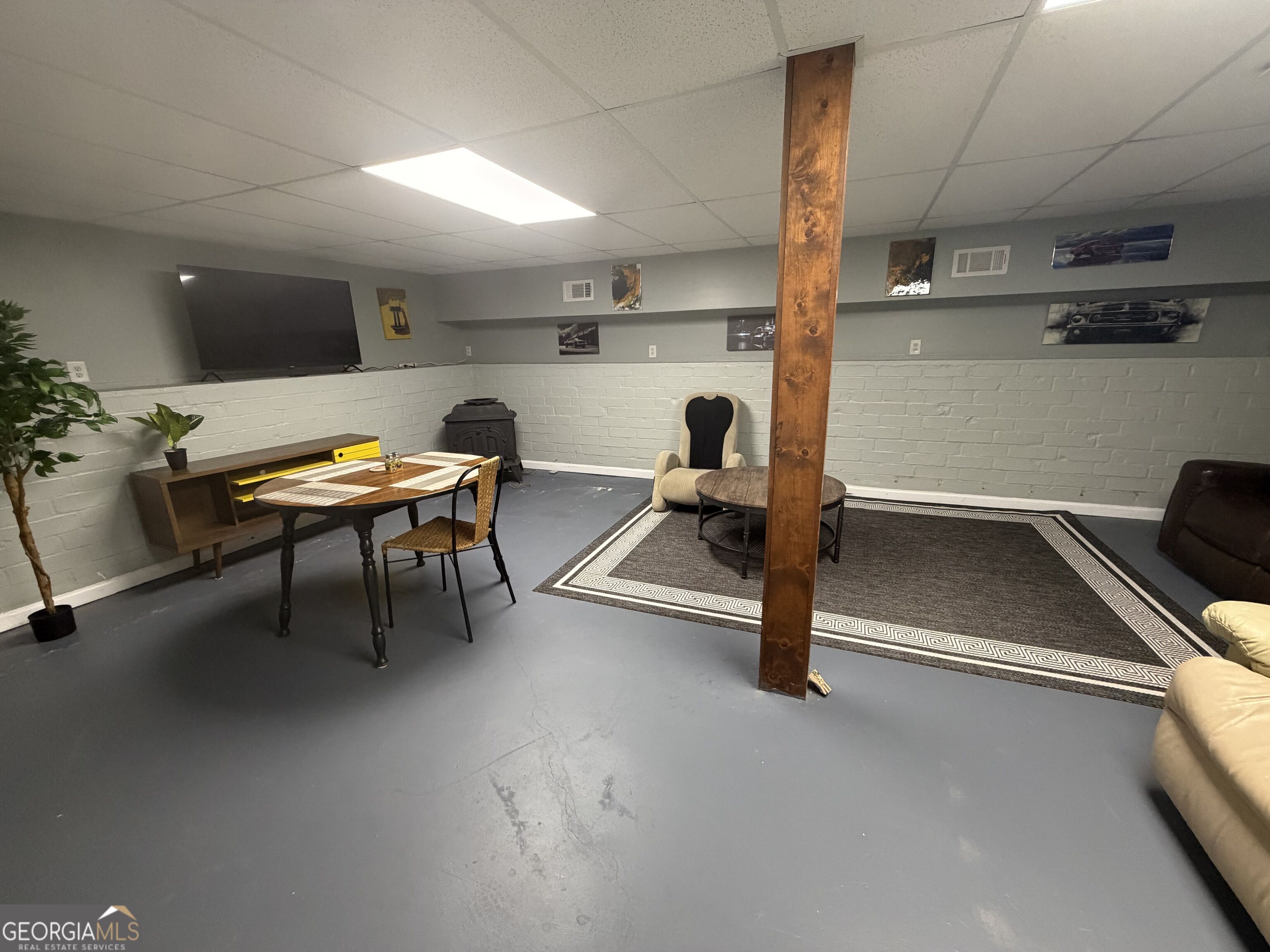 110 Powder Springs Street Property Photo 8