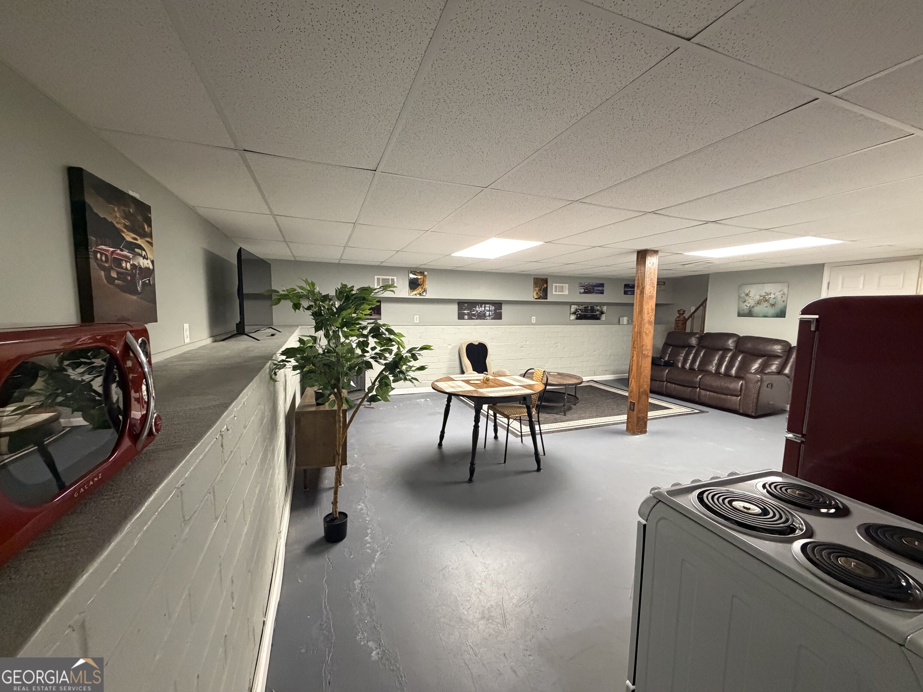 110 Powder Springs Street Property Photo 10