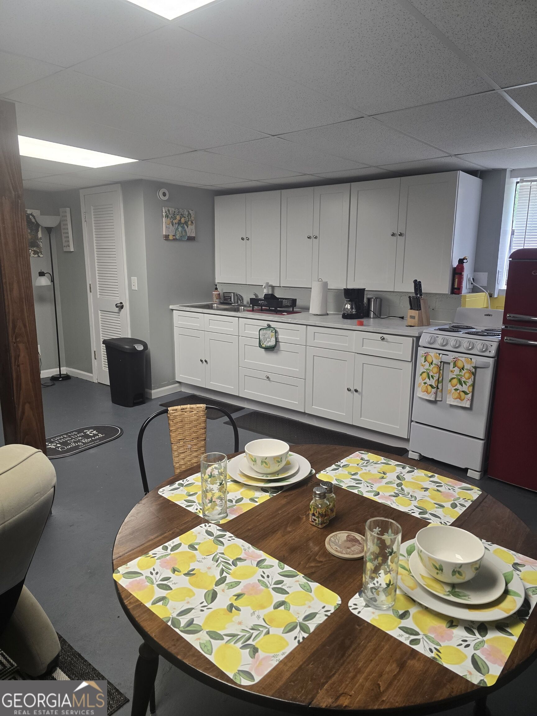 110 Powder Springs Street Property Photo 11