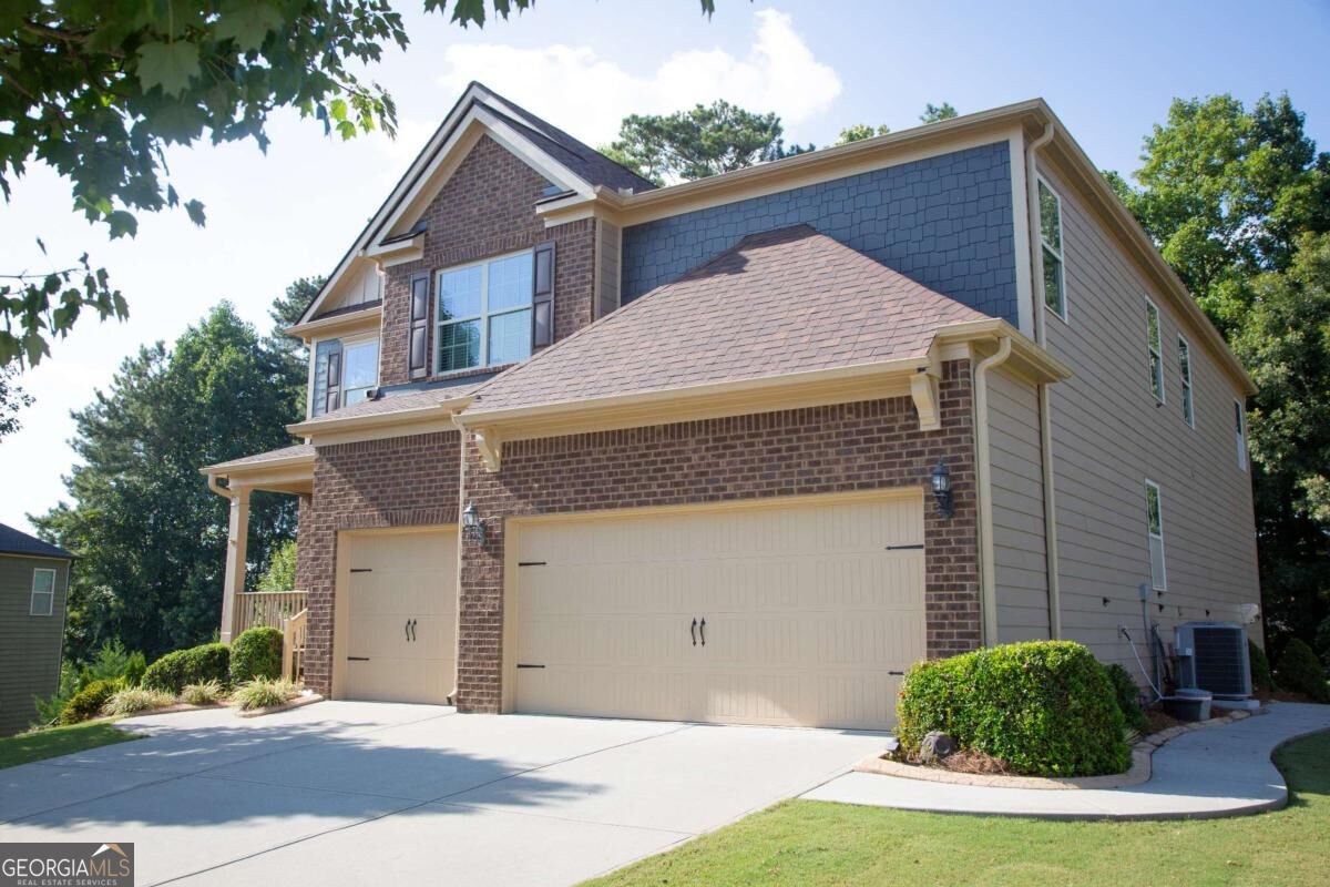 2410 Cain Circle Property Photo 3
