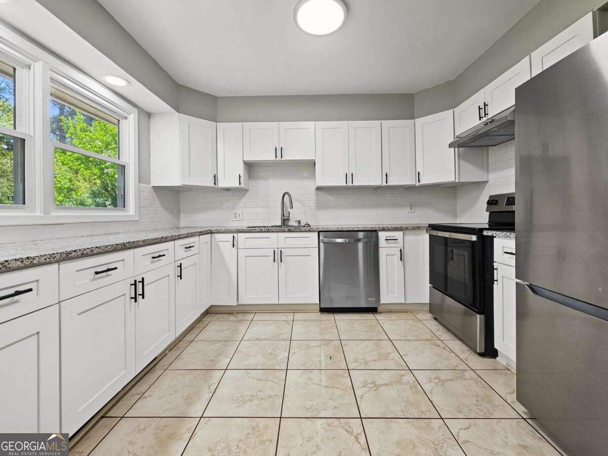 4339 Sasanqua Court Property Photo 15