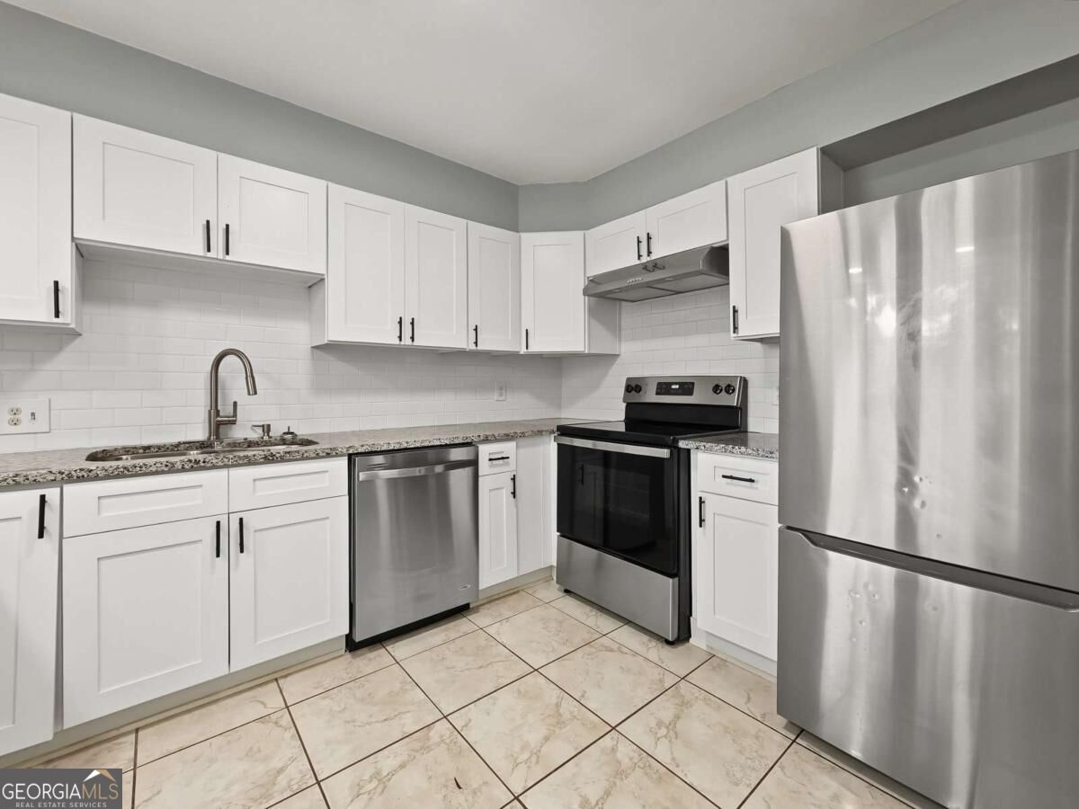 4339 Sasanqua Court Property Photo 16