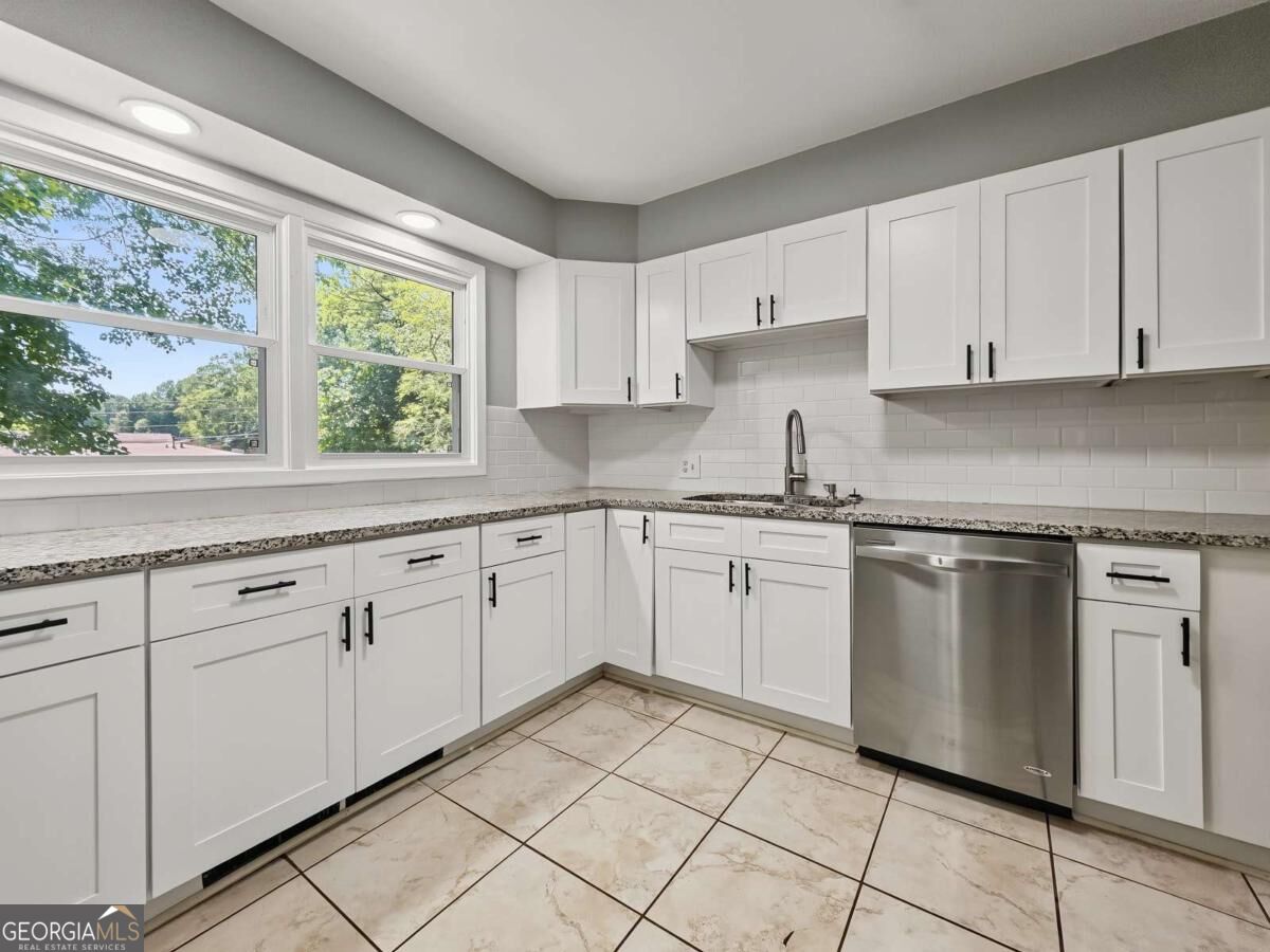 4339 Sasanqua Court Property Photo 17