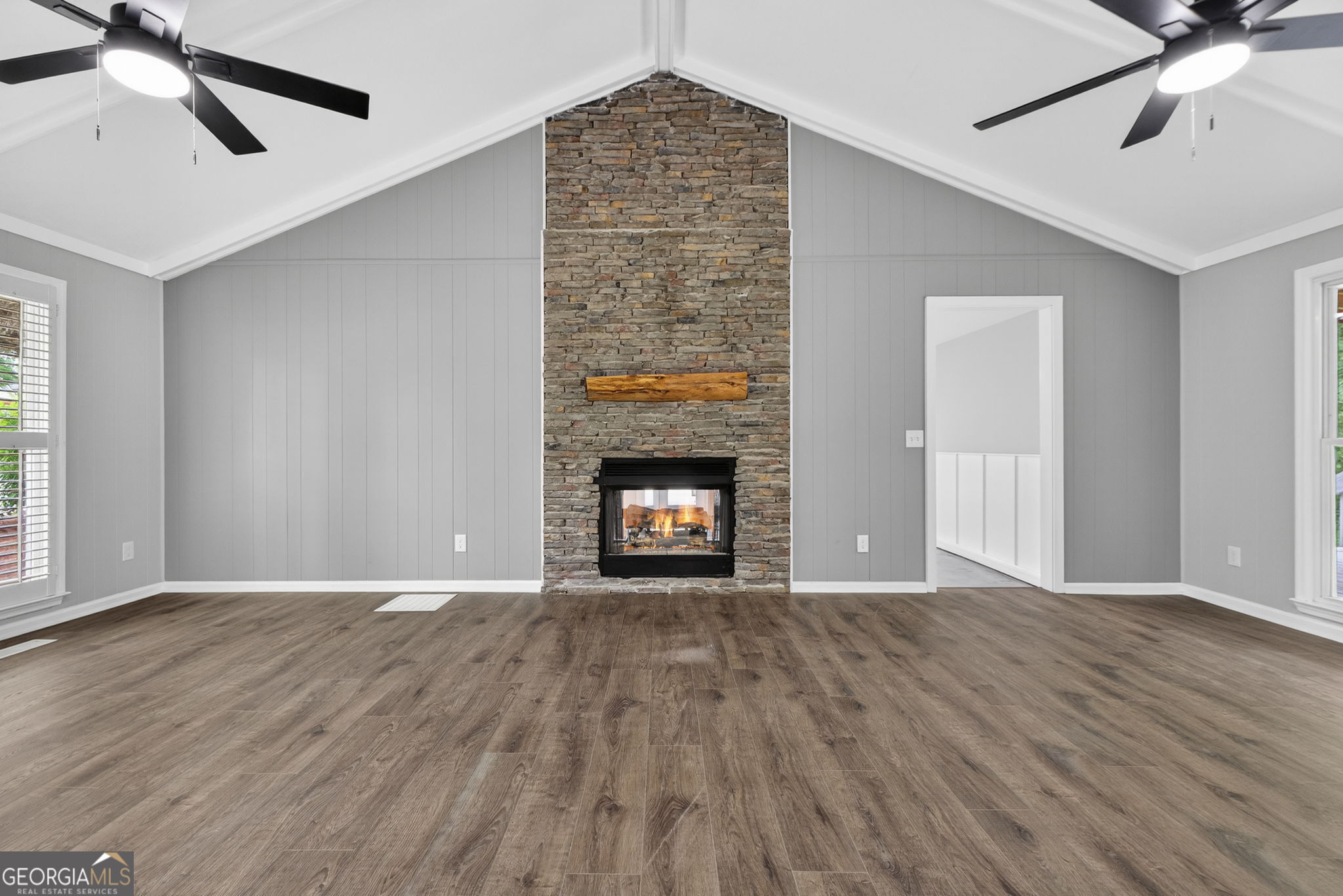 76 Willis Road Property Photo 8