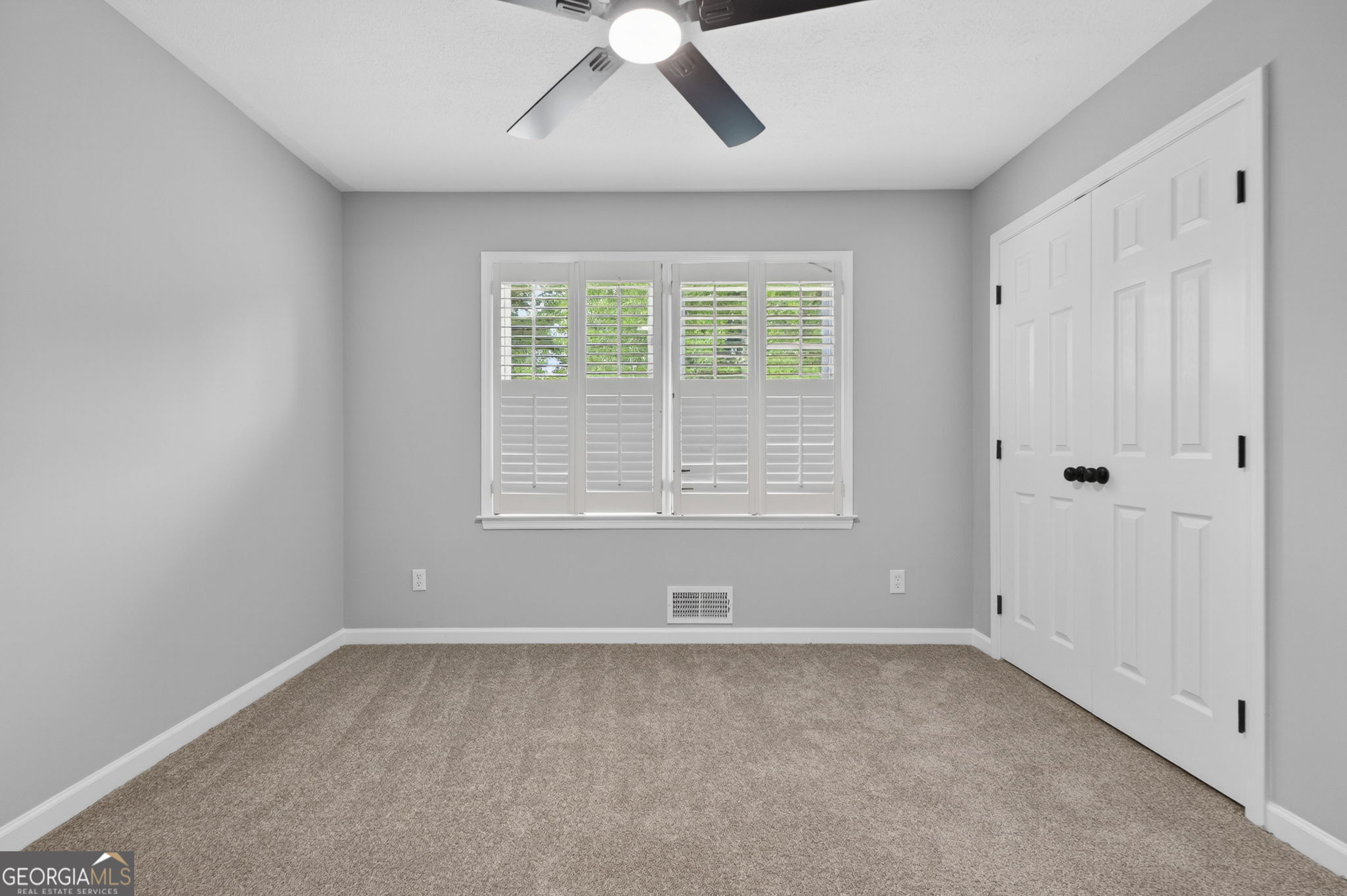 76 Willis Road Property Photo 16