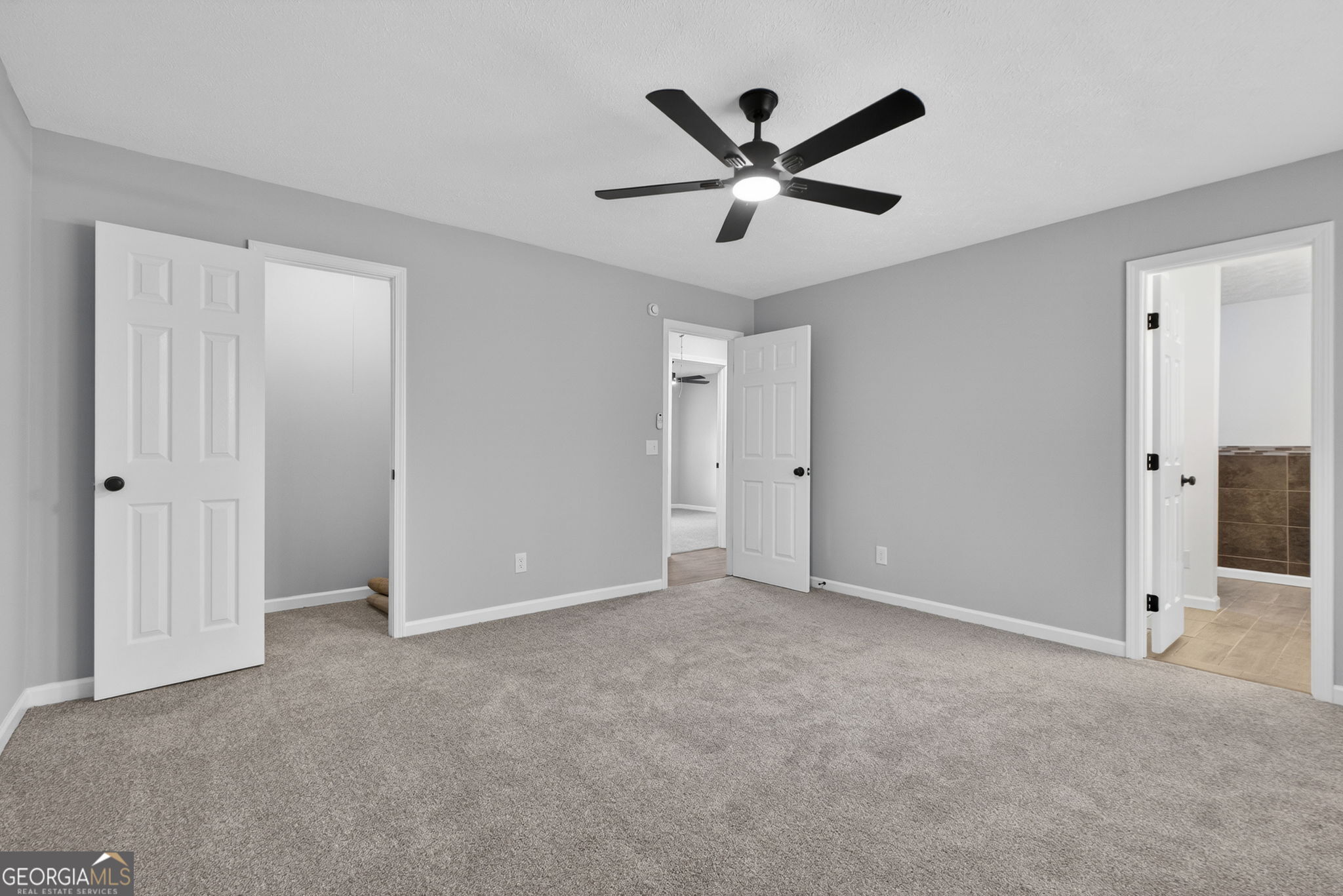 76 Willis Road Property Photo 19