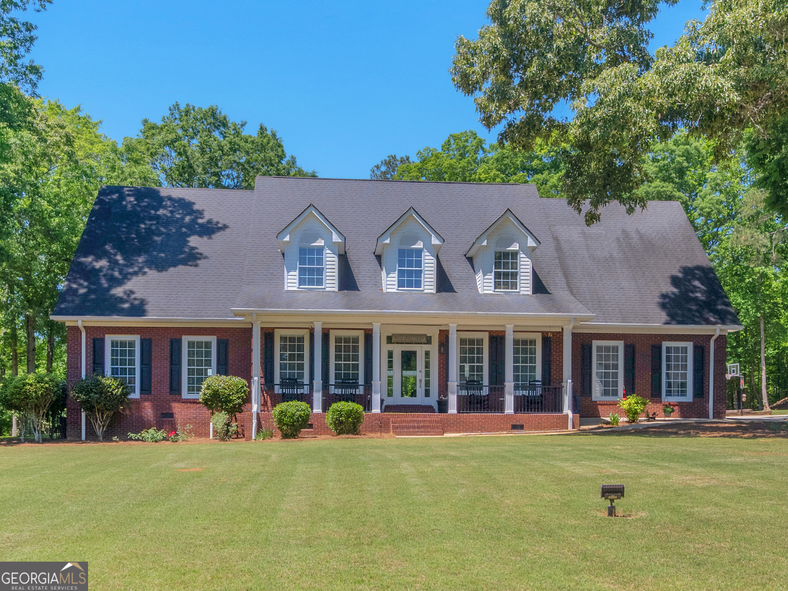 445 Patterson Road Property Photo 1