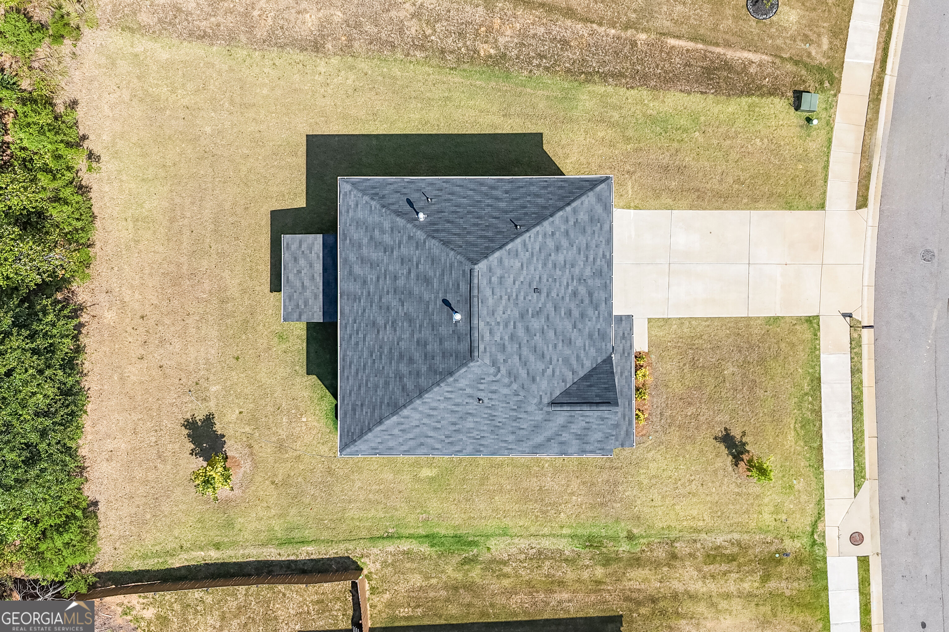 706 Windstream Drive Property Photo 4