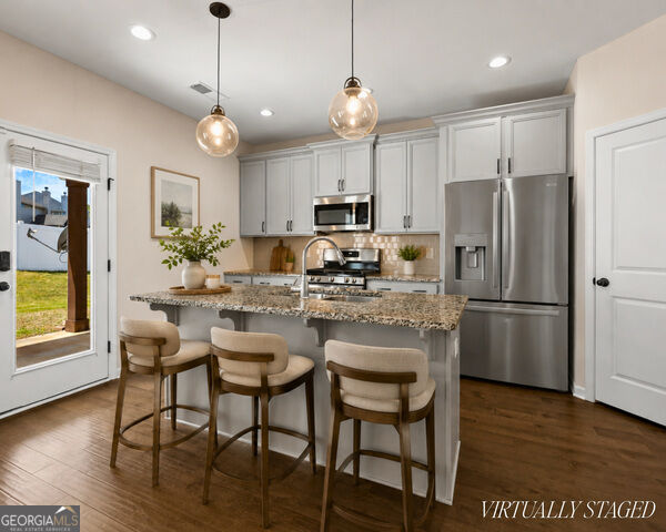 139 Ashton Place Property Photo 14