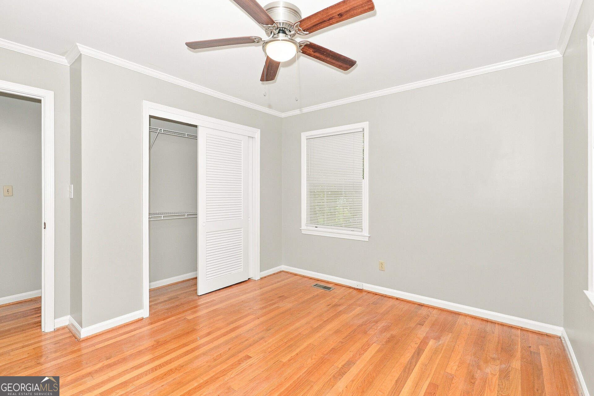 85 North Drive Property Photo 9