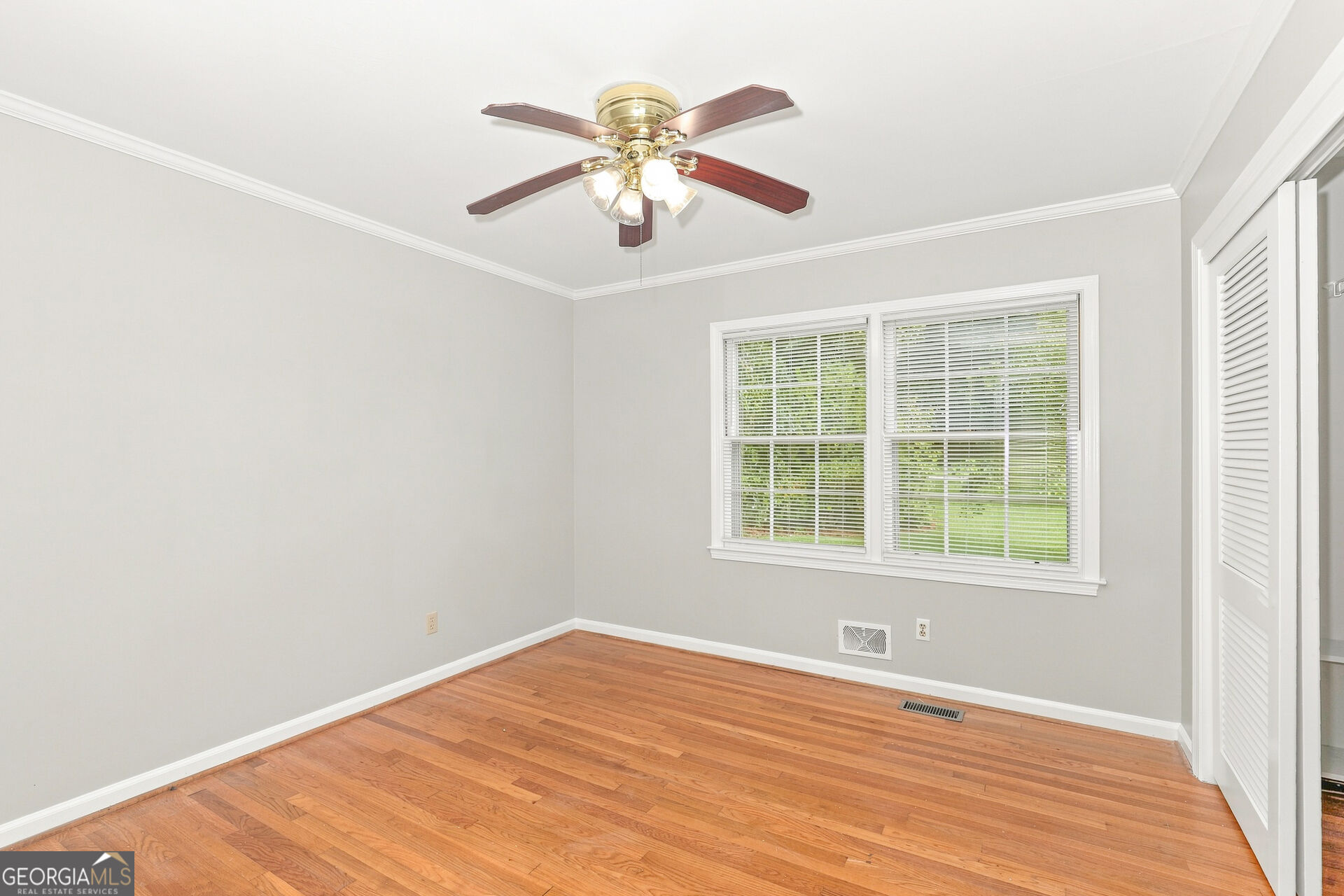 85 North Drive Property Photo 11