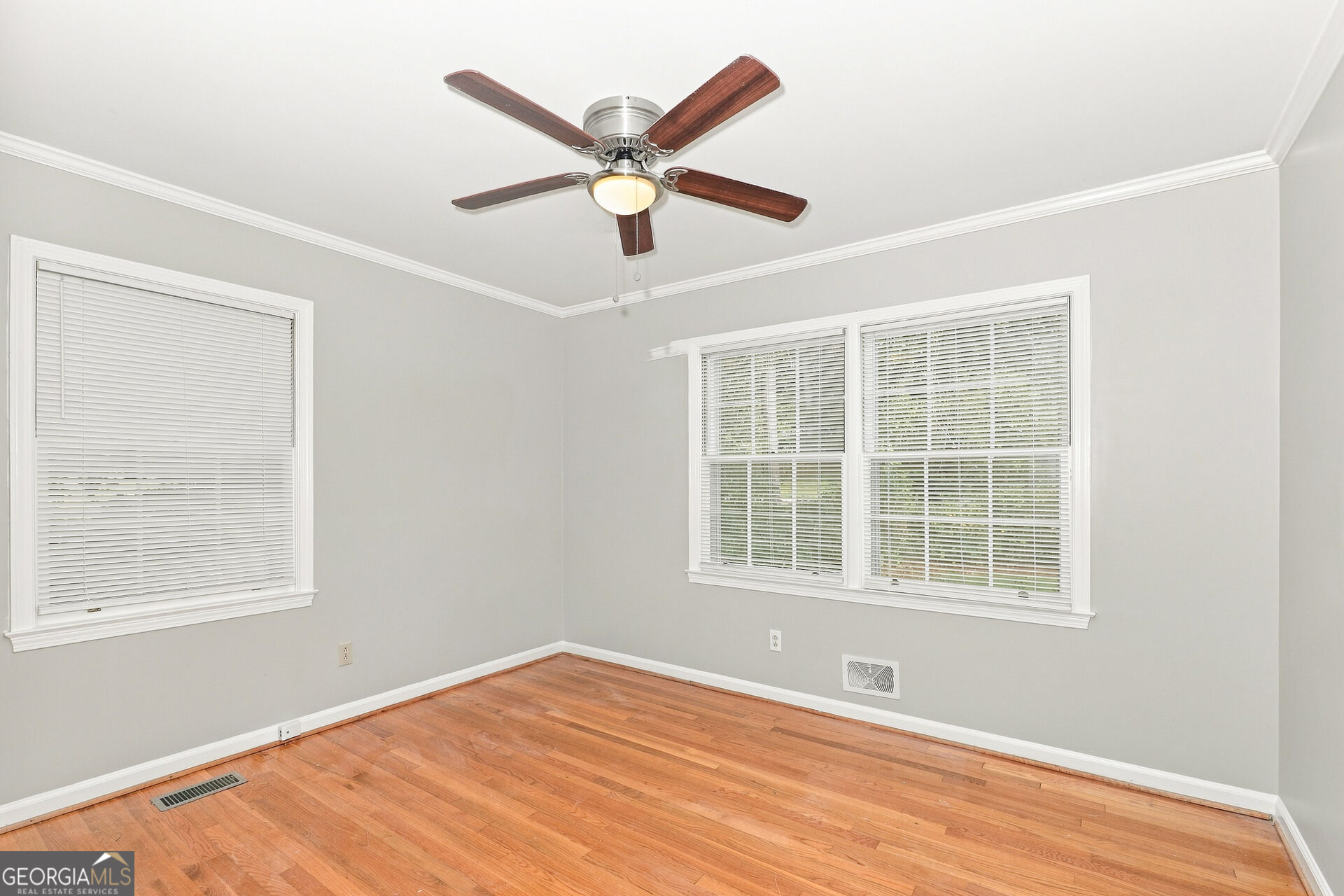 85 North Drive Property Photo 14