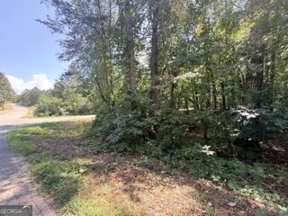 82 Crescent Drive Property Photo 2