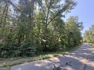 82 Crescent Drive Property Photo 6