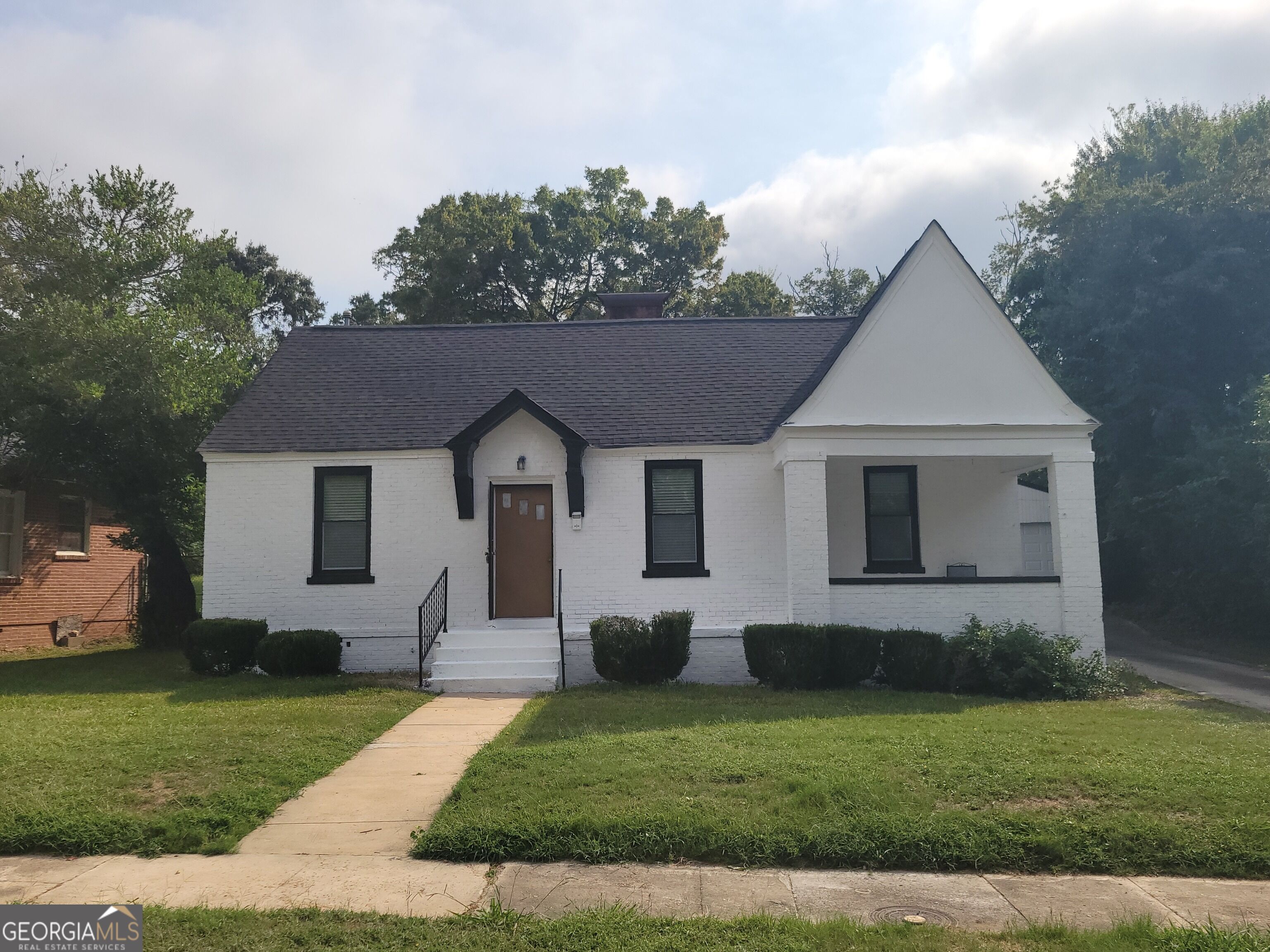 1292 Patterson Street Property Photo 2
