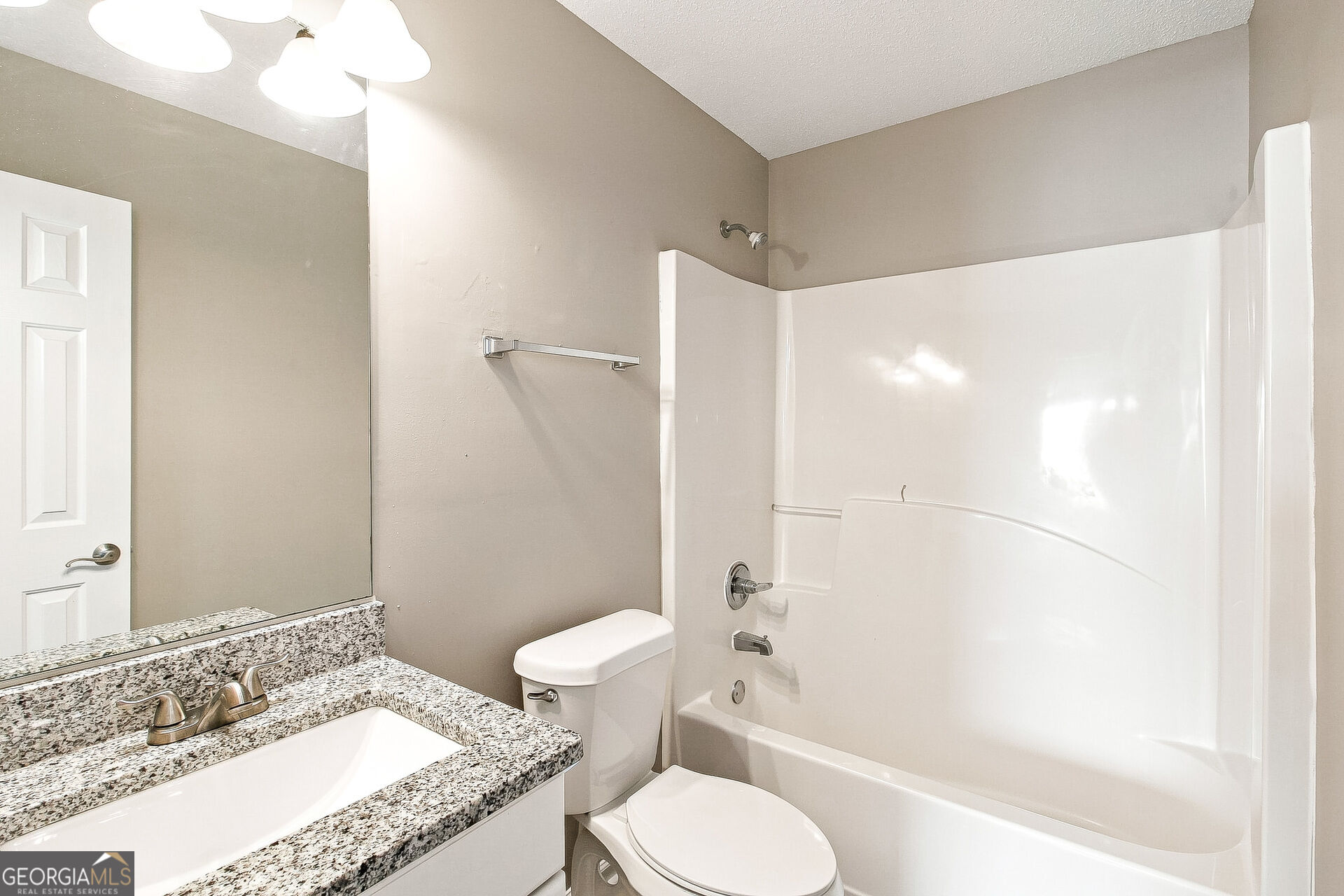6258 Lakeview Court Property Photo 15