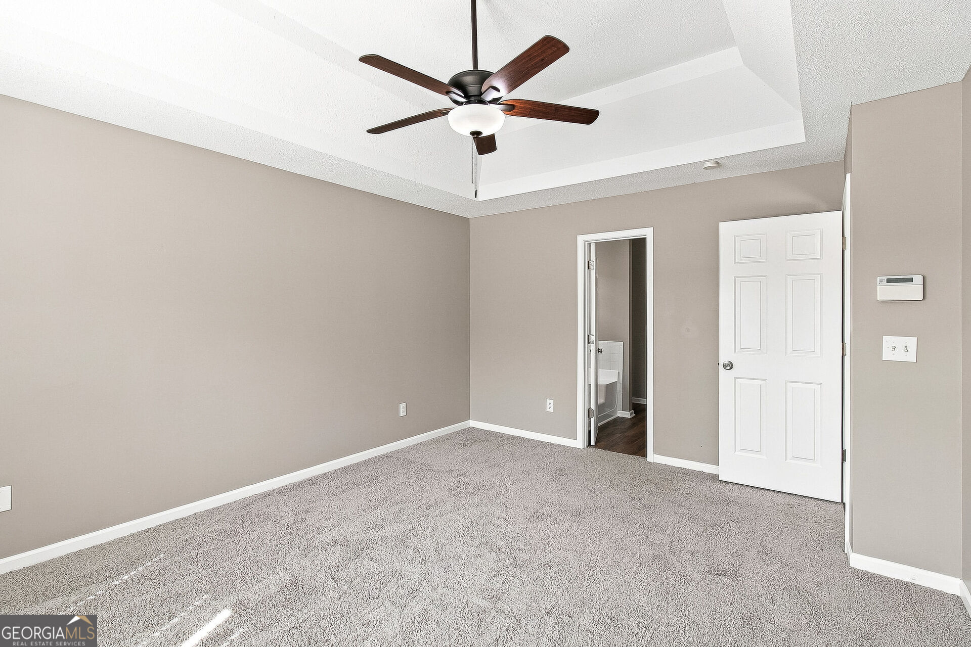 6258 Lakeview Court Property Photo 16