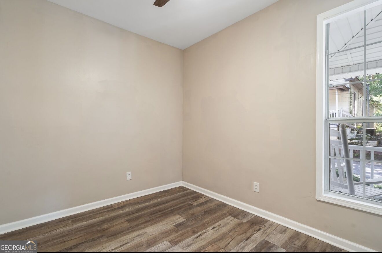 88 Cole Street Property Photo 11