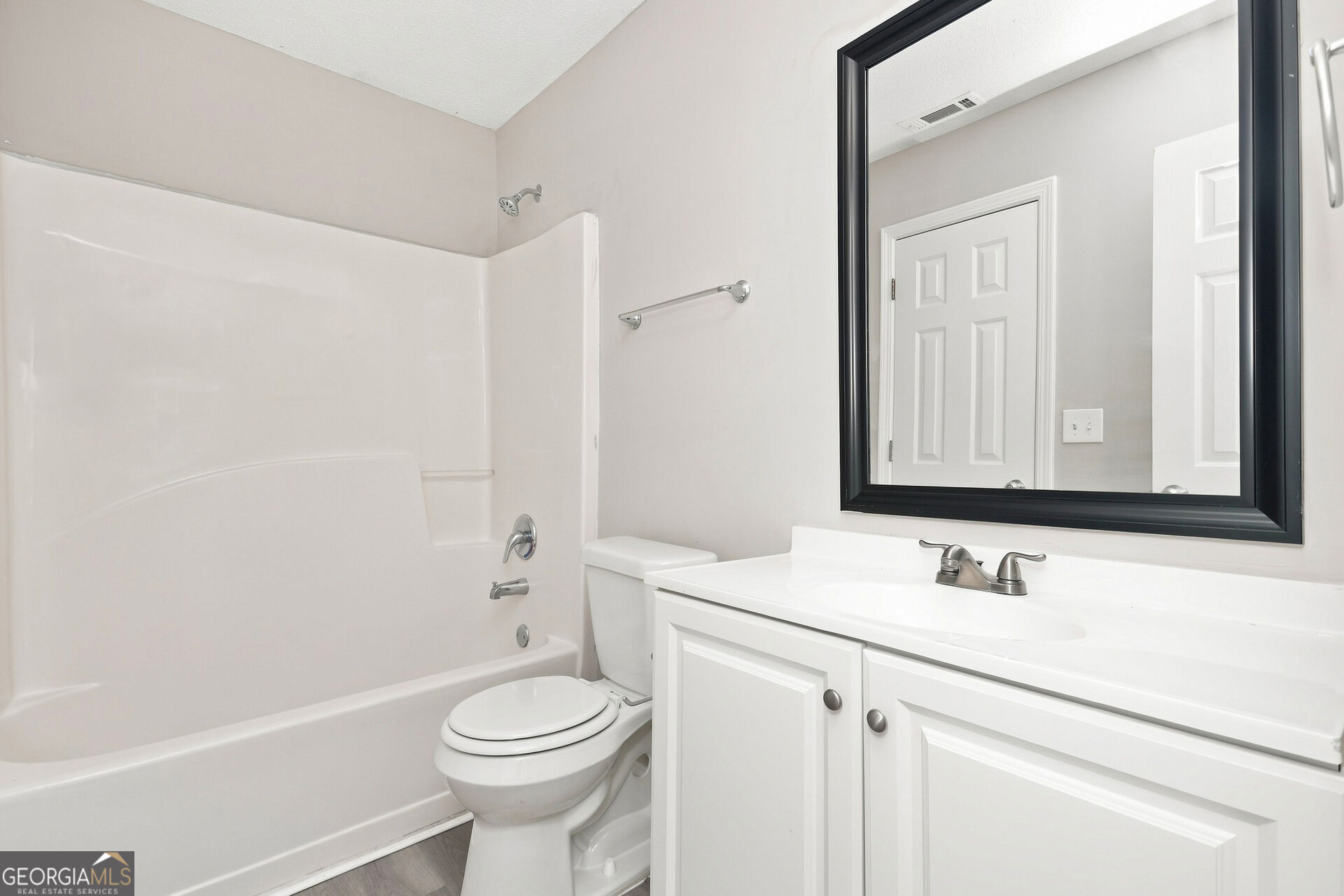 406 Grier Drive Property Photo 17