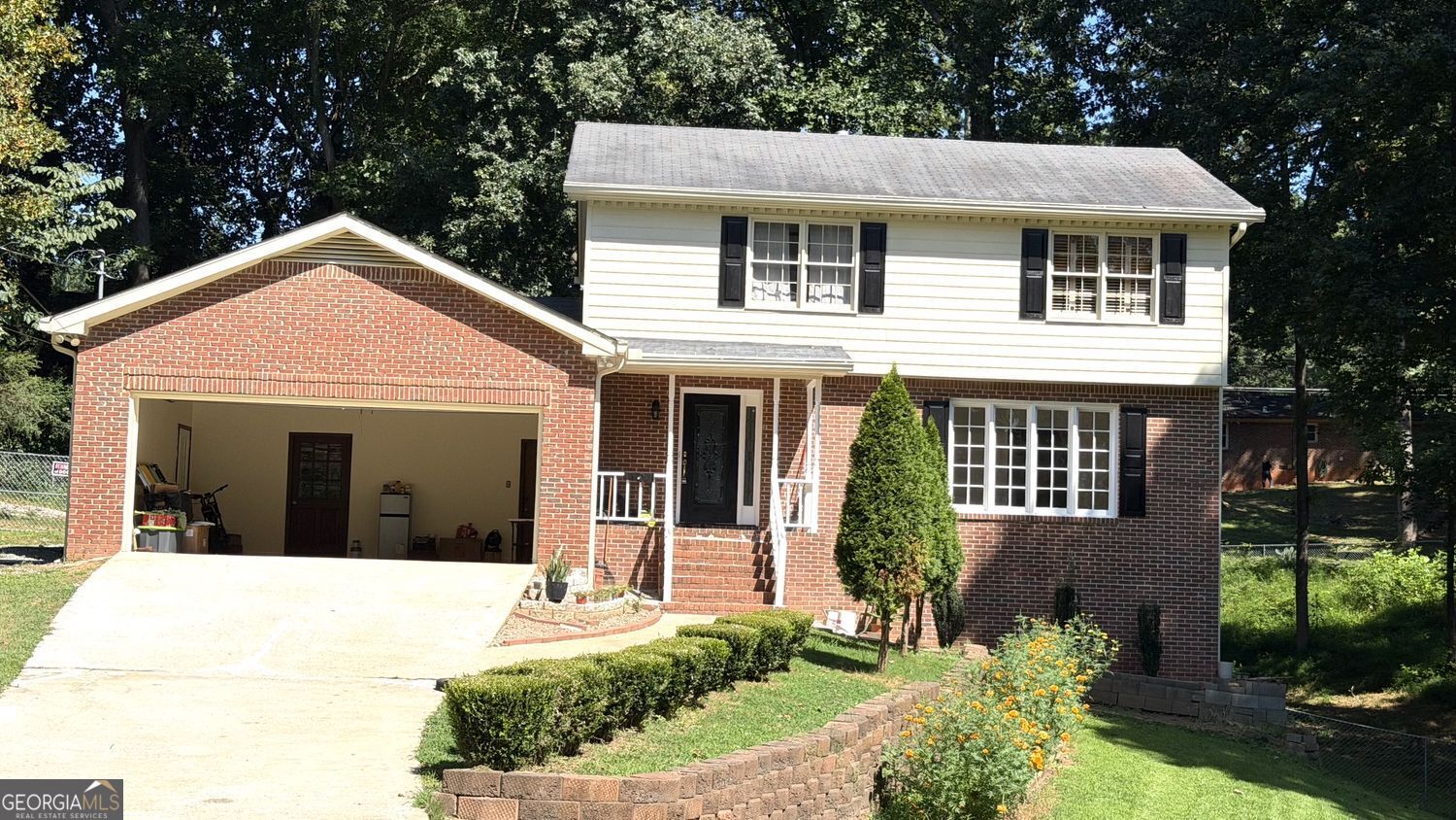 574 Hickory Hills Court Property Photo 1