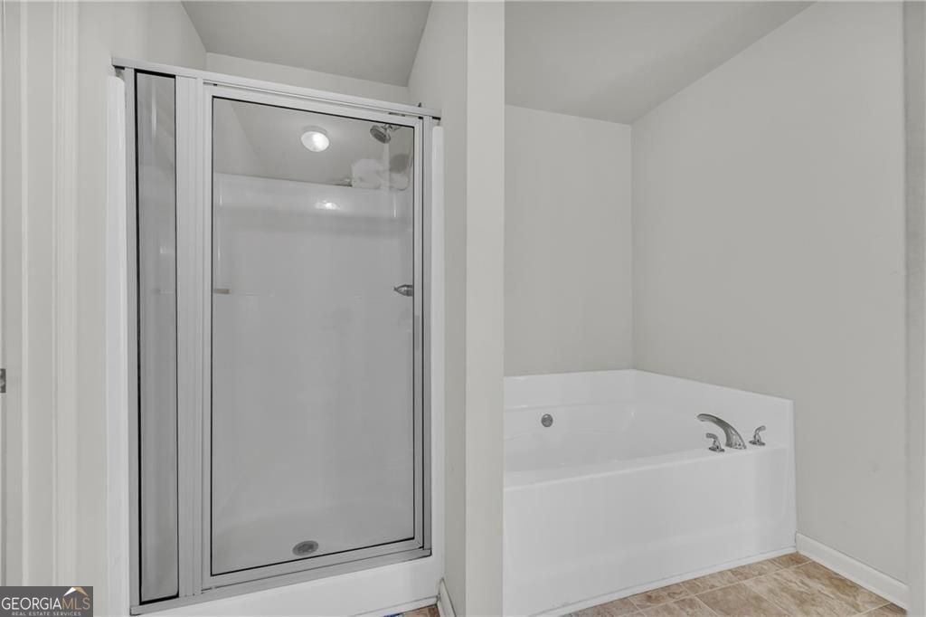 1735 Snapping Court Property Photo 11