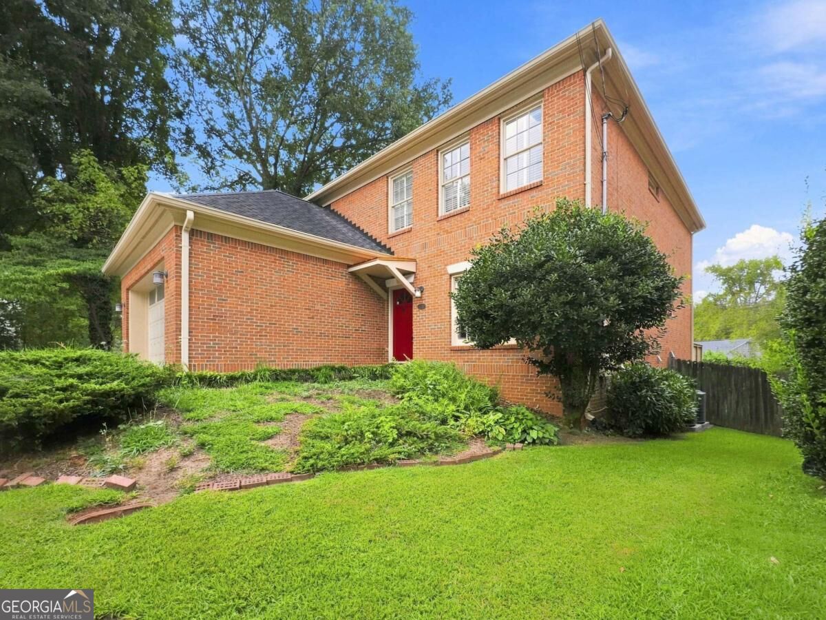 4345 Hambrick Place Property Photo 2