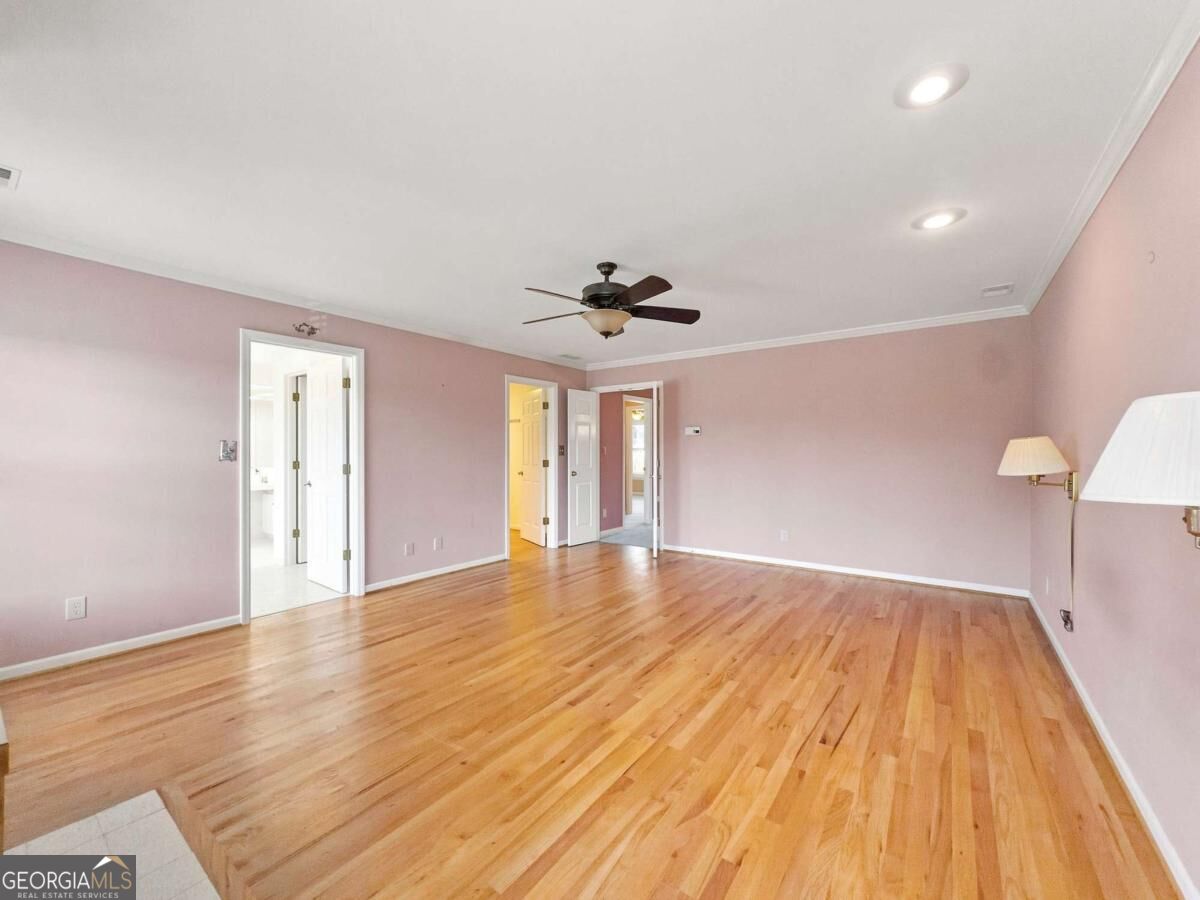 4345 Hambrick Place Property Photo 18