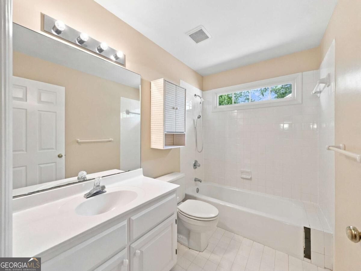 4345 Hambrick Place Property Photo 23