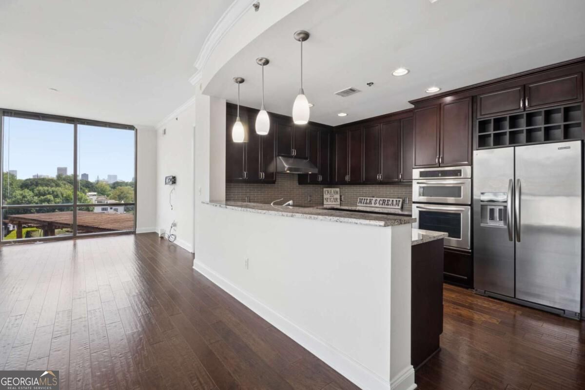 270 17th Street Nw # 601 Property Photo 6