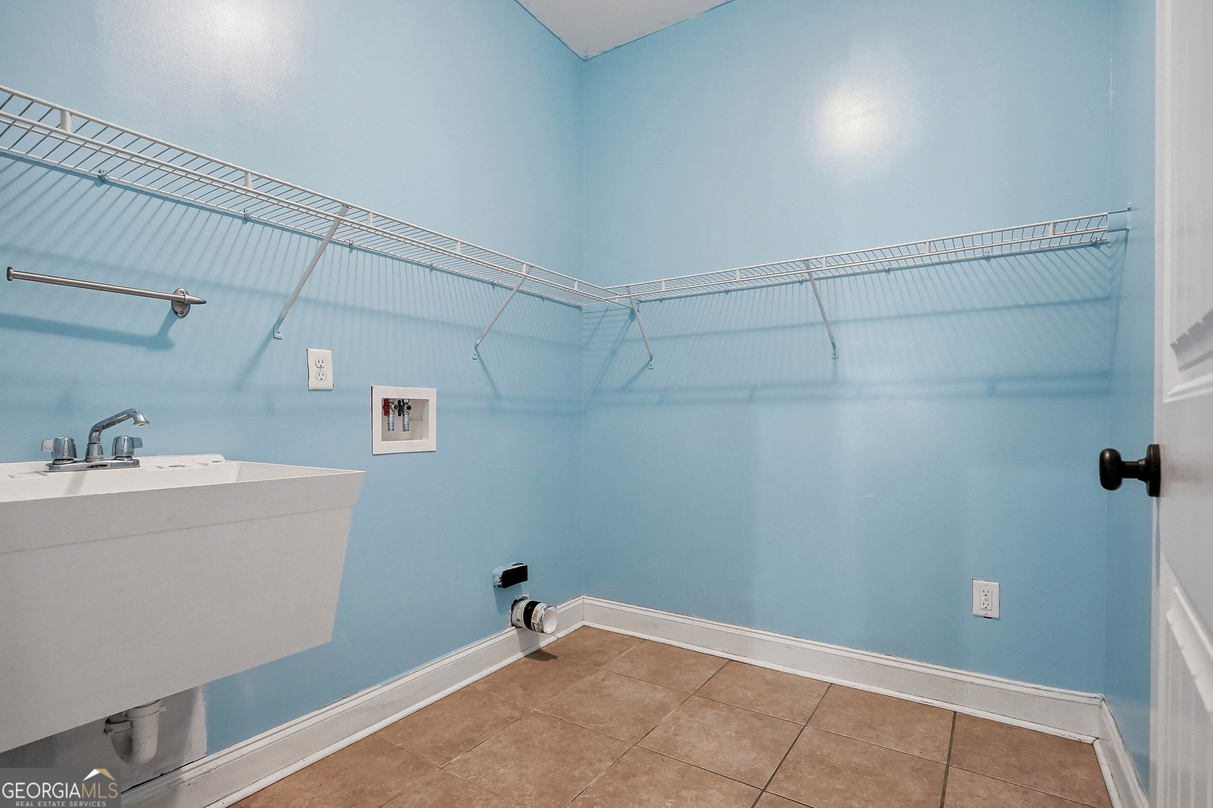 100 Kendal Lane Property Photo 20