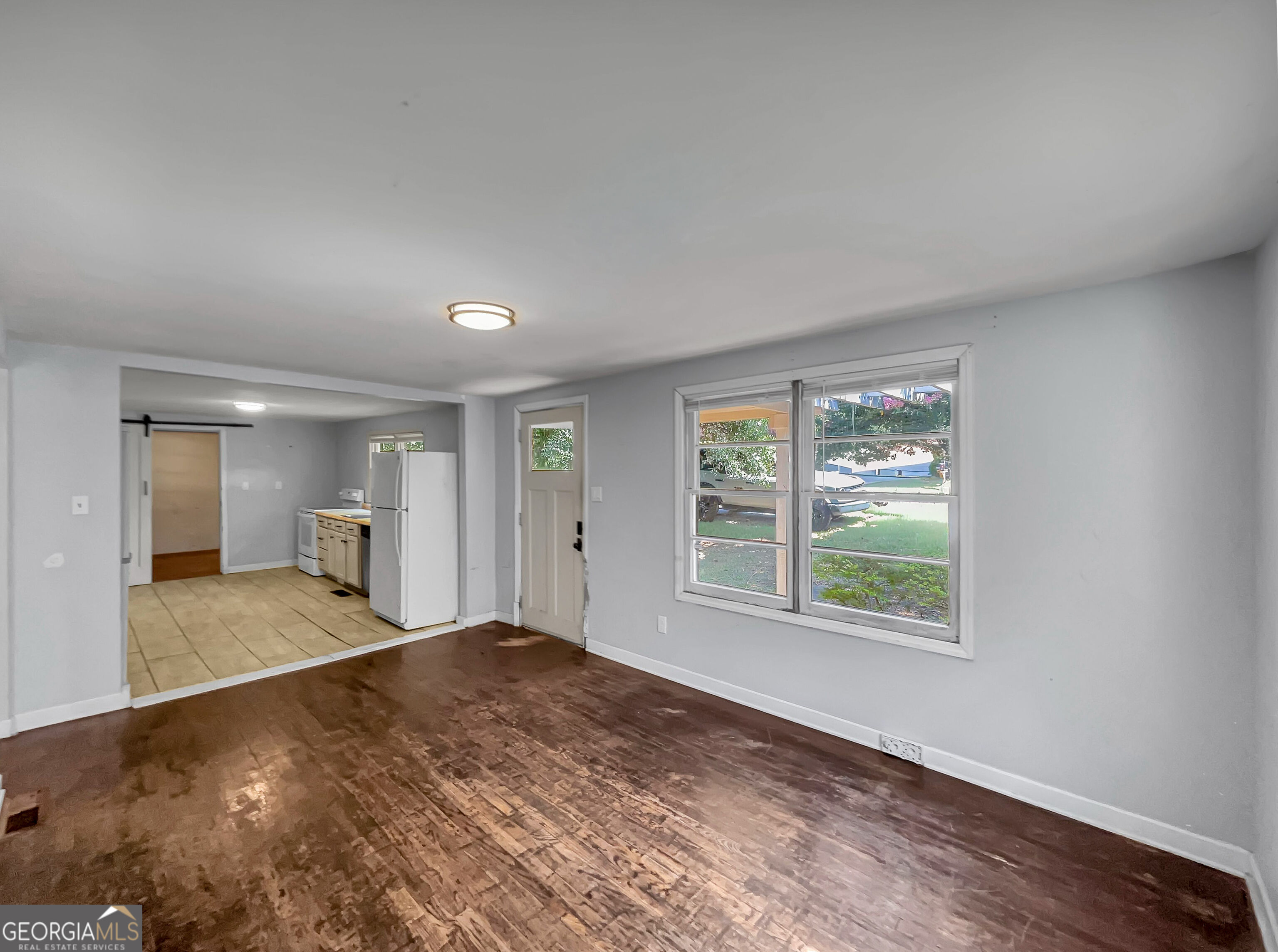 1748 E Broad Street Property Photo 7