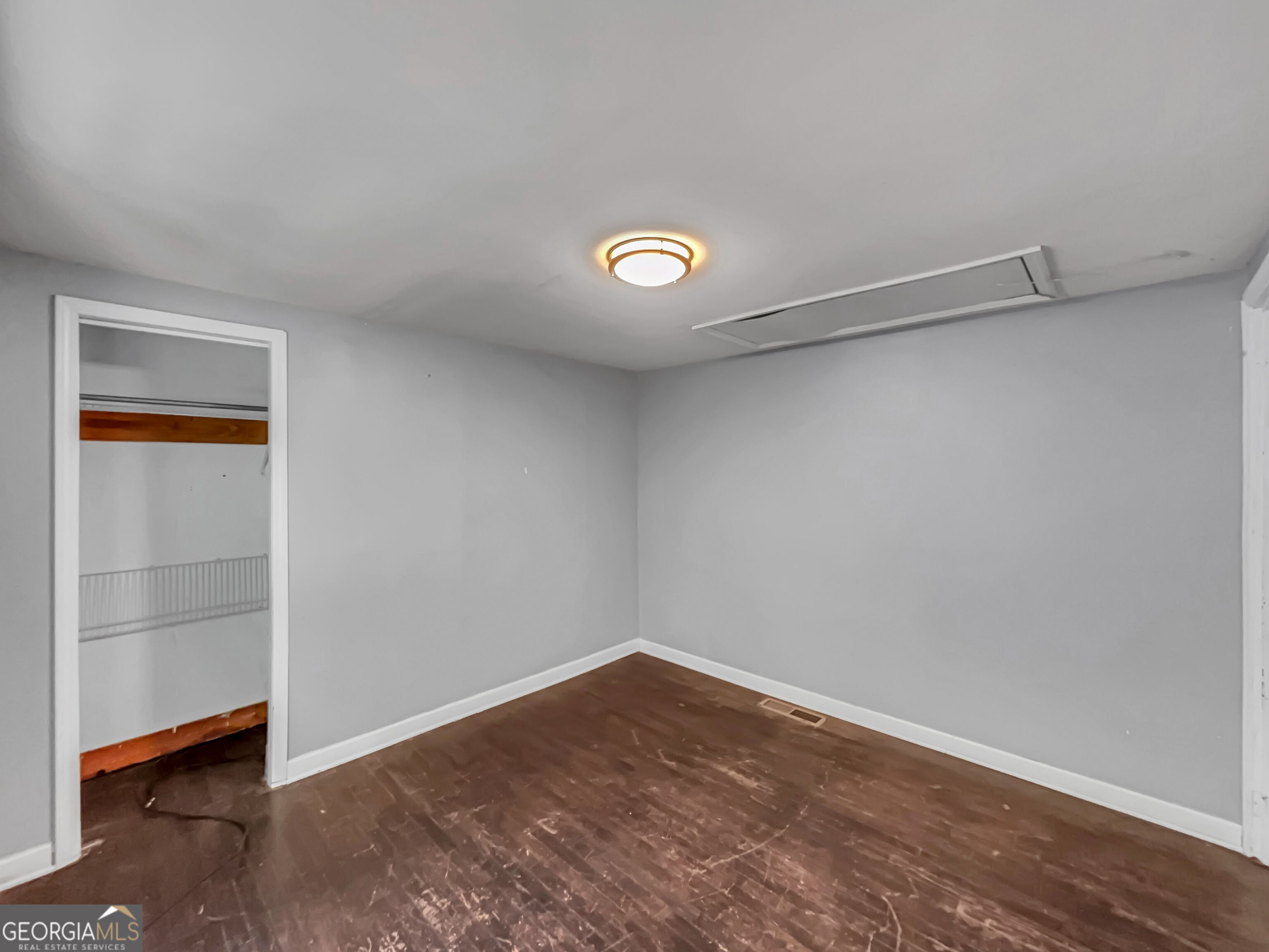 1748 E Broad Street Property Photo 15