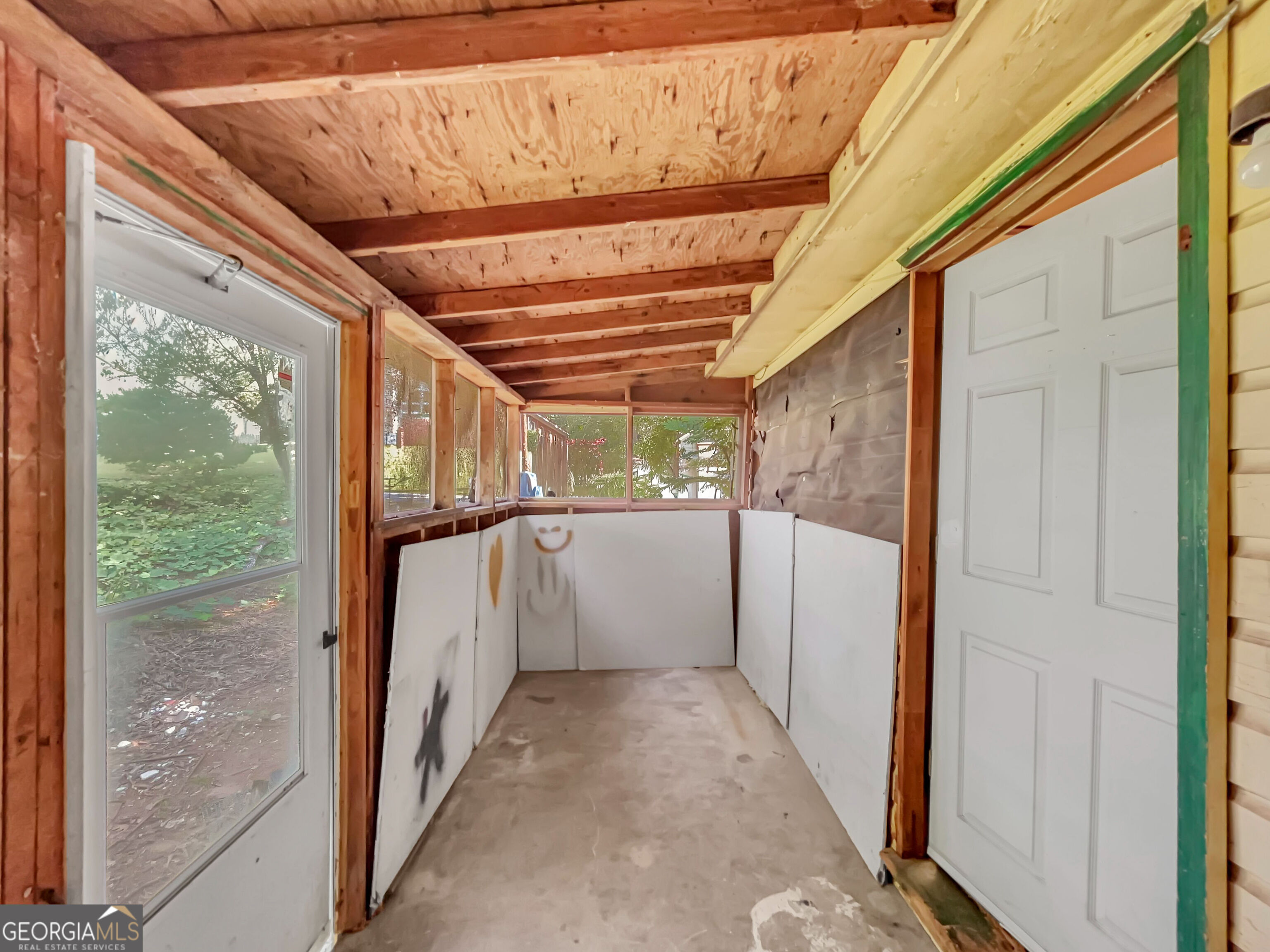 1748 E Broad Street Property Photo 20