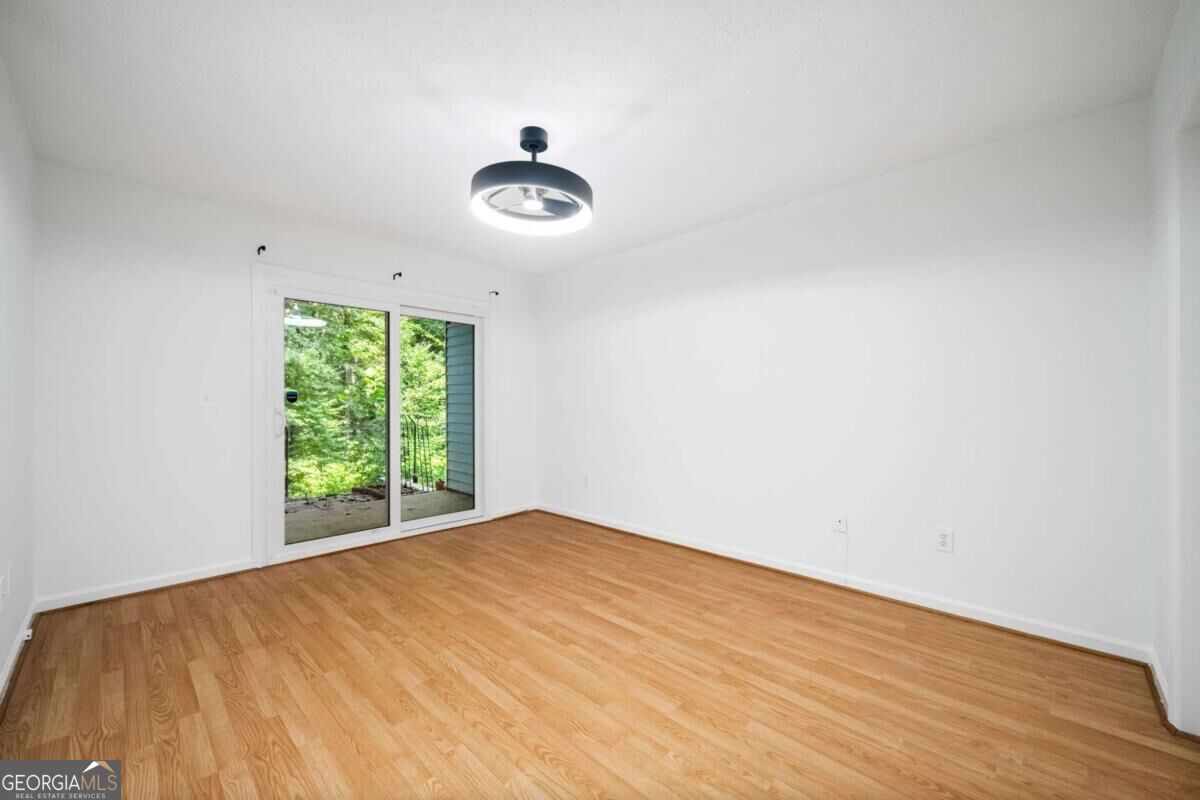 711 Glenleaf Drive Property Photo 21