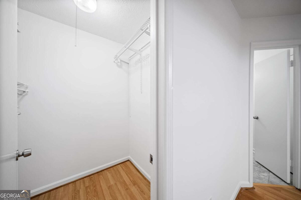 711 Glenleaf Drive Property Photo 27