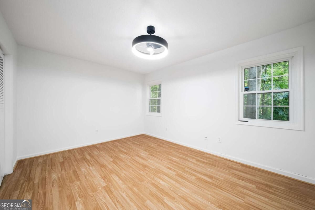 711 Glenleaf Drive Property Photo 30