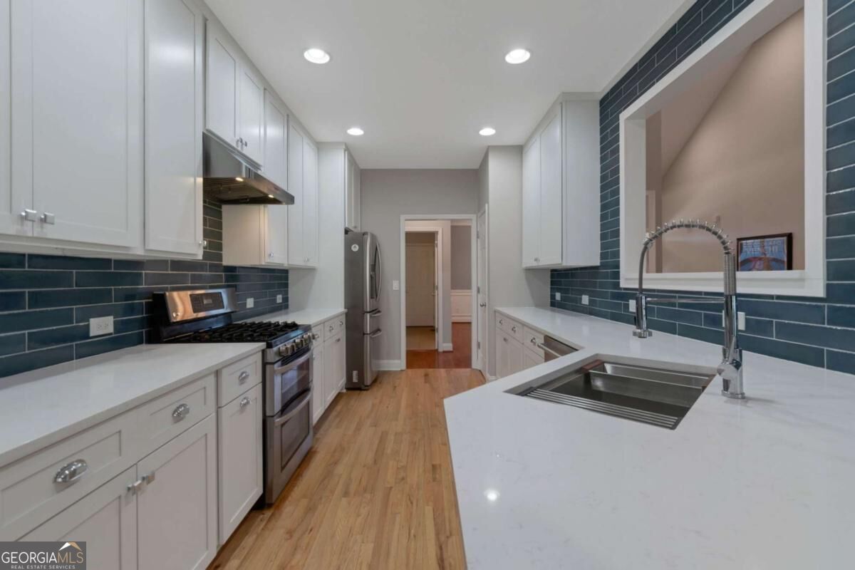 6365 Aarons Way Property Photo 18