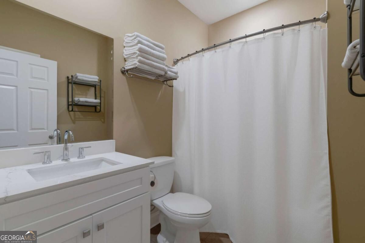 6365 Aarons Way Property Photo 20