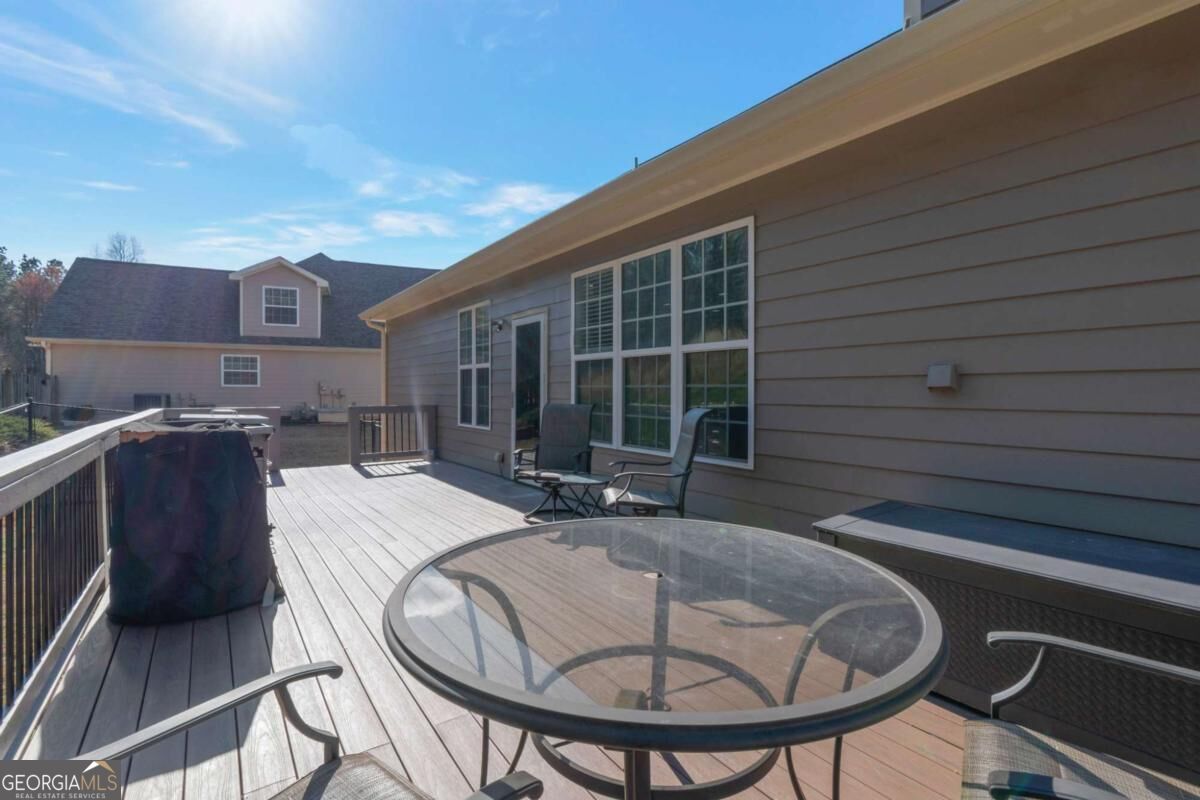 6365 Aarons Way Property Photo 28