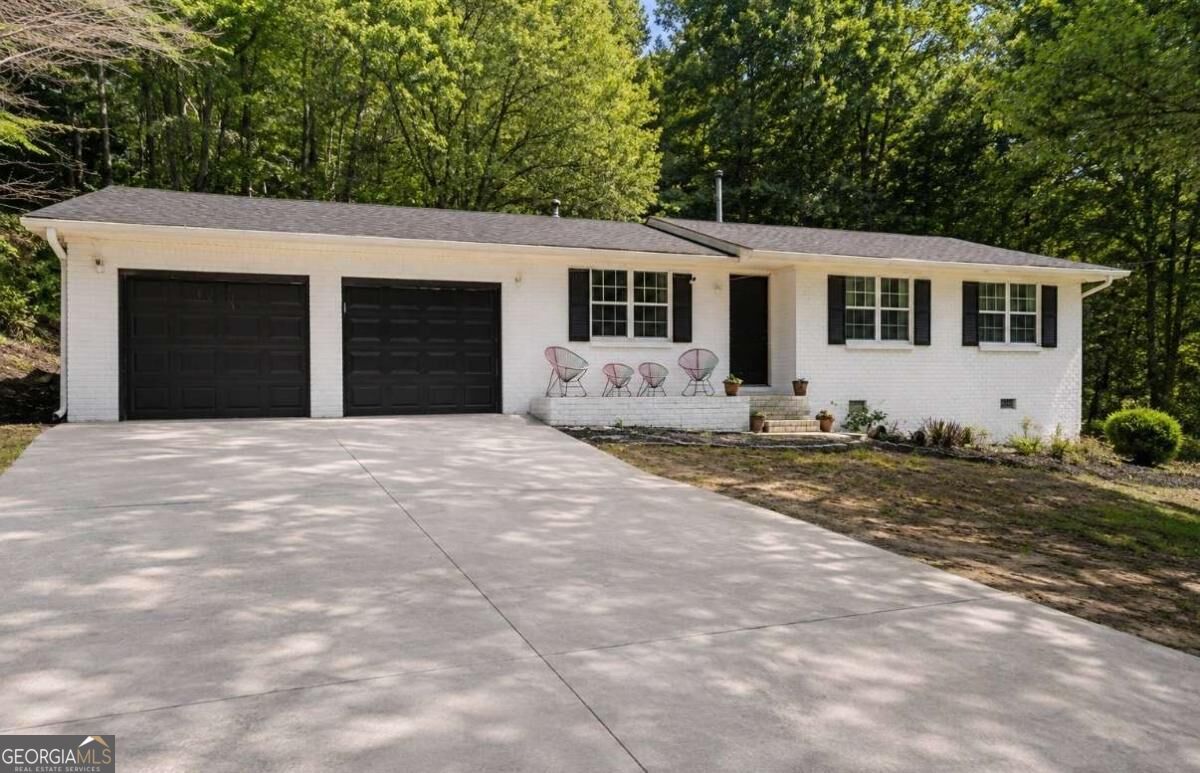 4435 Winding Creek Drive Property Photo 1