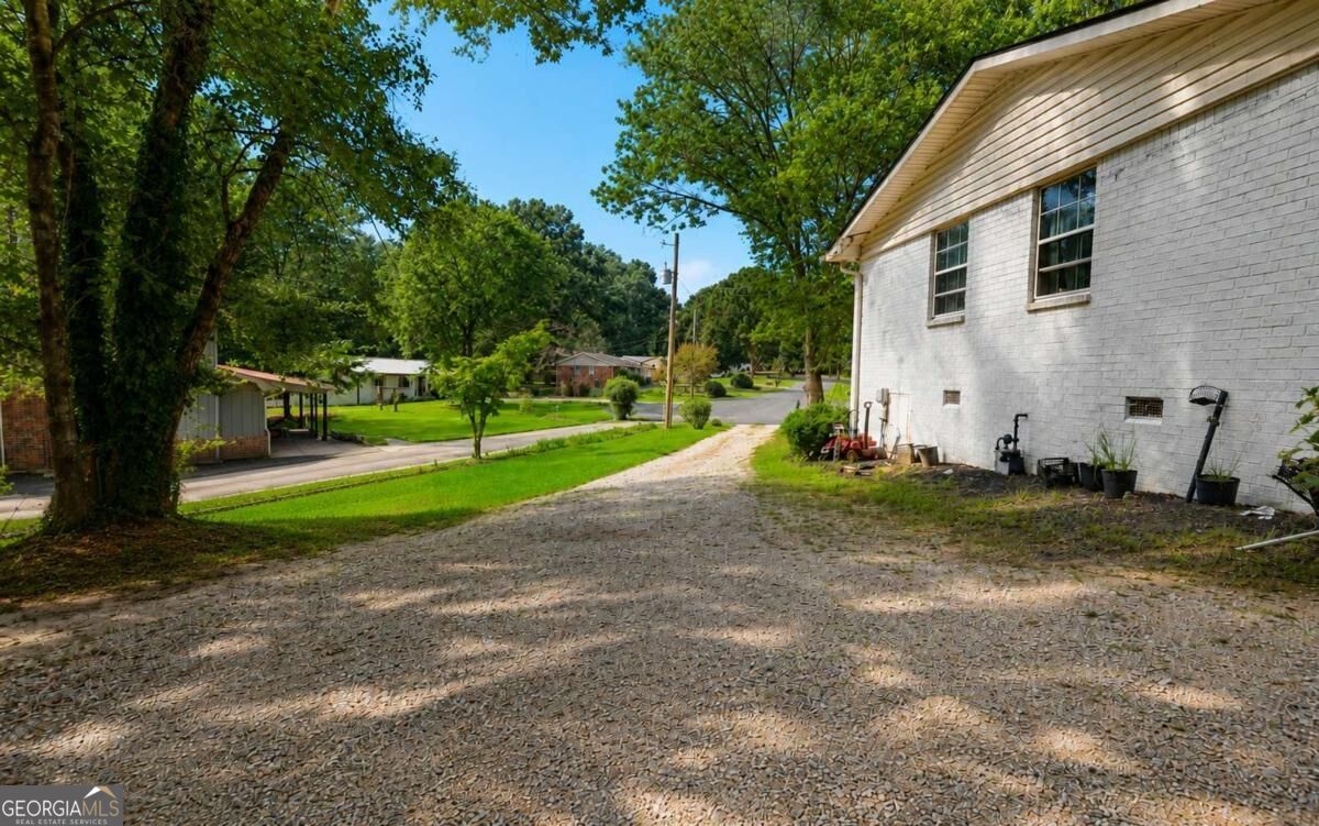 4435 Winding Creek Drive Property Photo 4