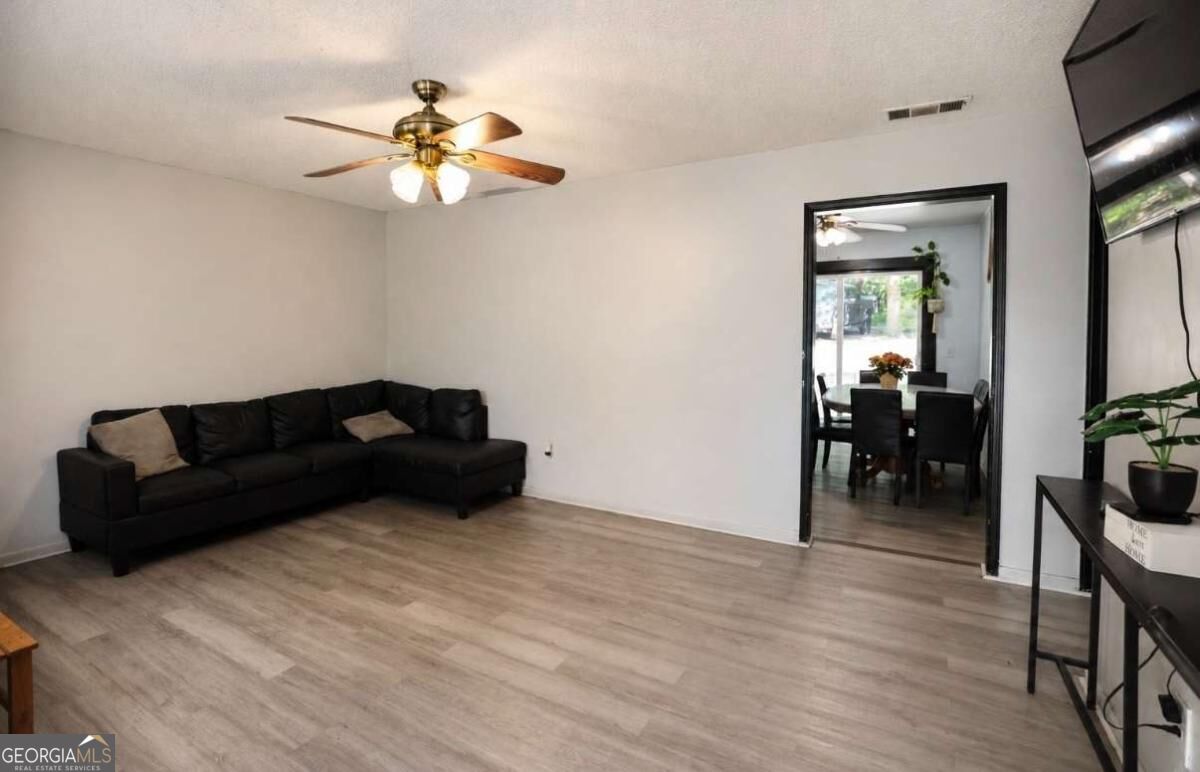 4435 Winding Creek Drive Property Photo 10