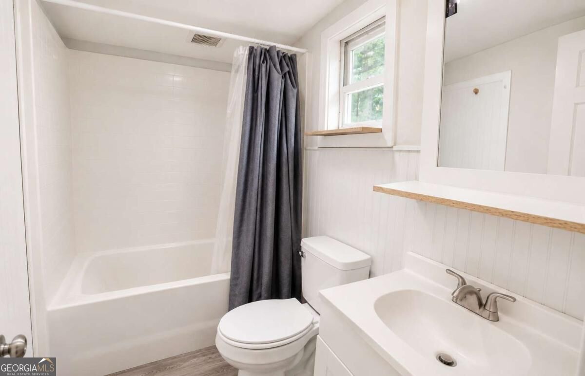 4435 Winding Creek Drive Property Photo 28