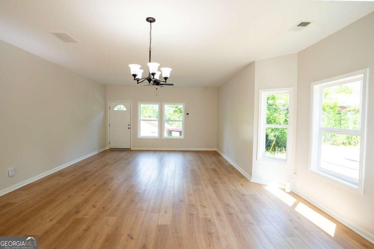 119 Jackson Street Property Photo 3